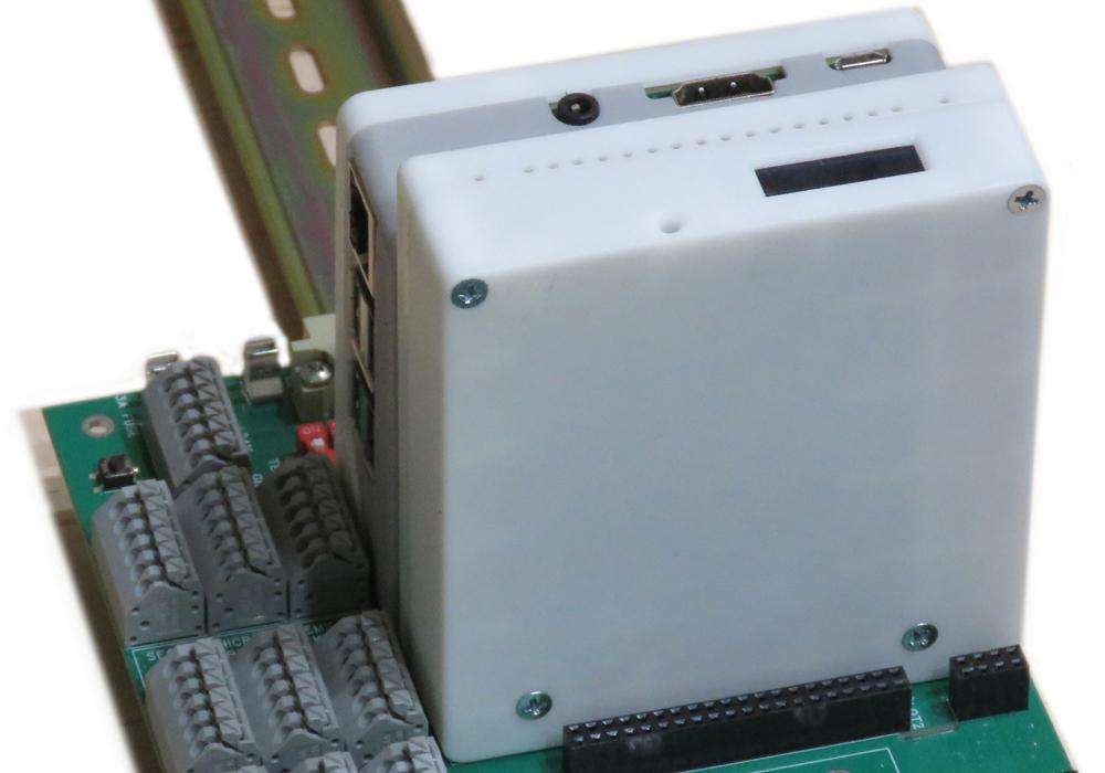 16 Analog 4–20 mA Outputs for Raspberry Pi I/O Back Panel on DIN-Rail