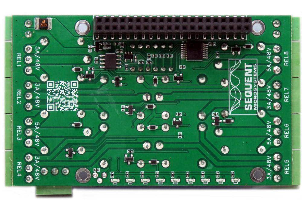 Eight Relays for Raspberry Pi