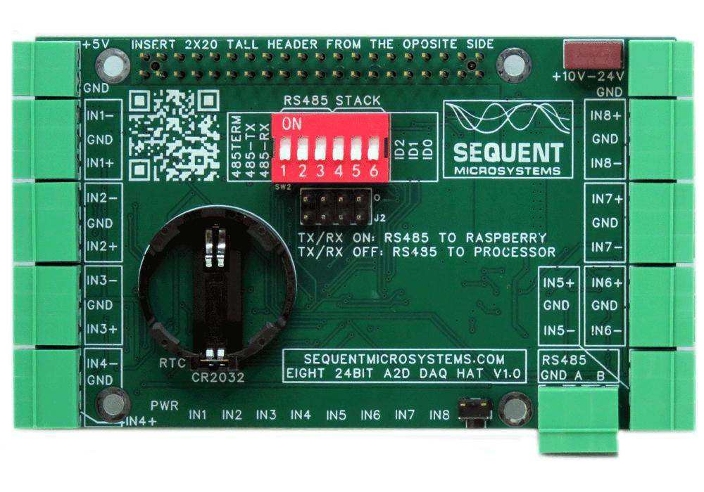Eight 24-Bit Analog Inputs DAQ HAT, green PCB with terminal blocks, red DIP switches, battery holder and labeled channels